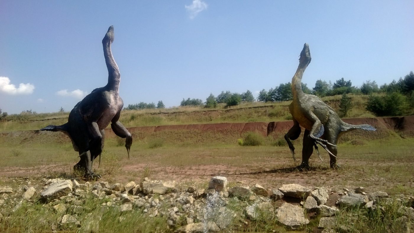 Park dinozaurów - ścieżka dydaktyczna – groźne dinozaury