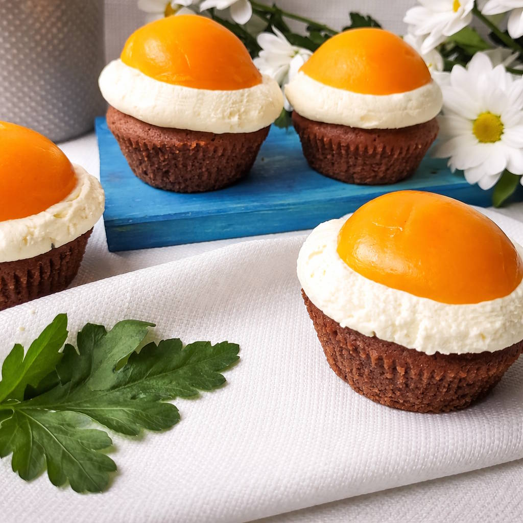 babeczki na wielkanoc jajka sadzone