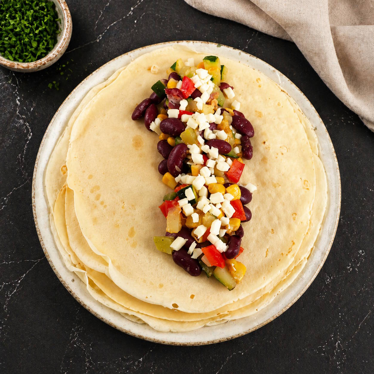 nalesniki meksykanskie_krok2 Naleśniki meksykańskie składanie